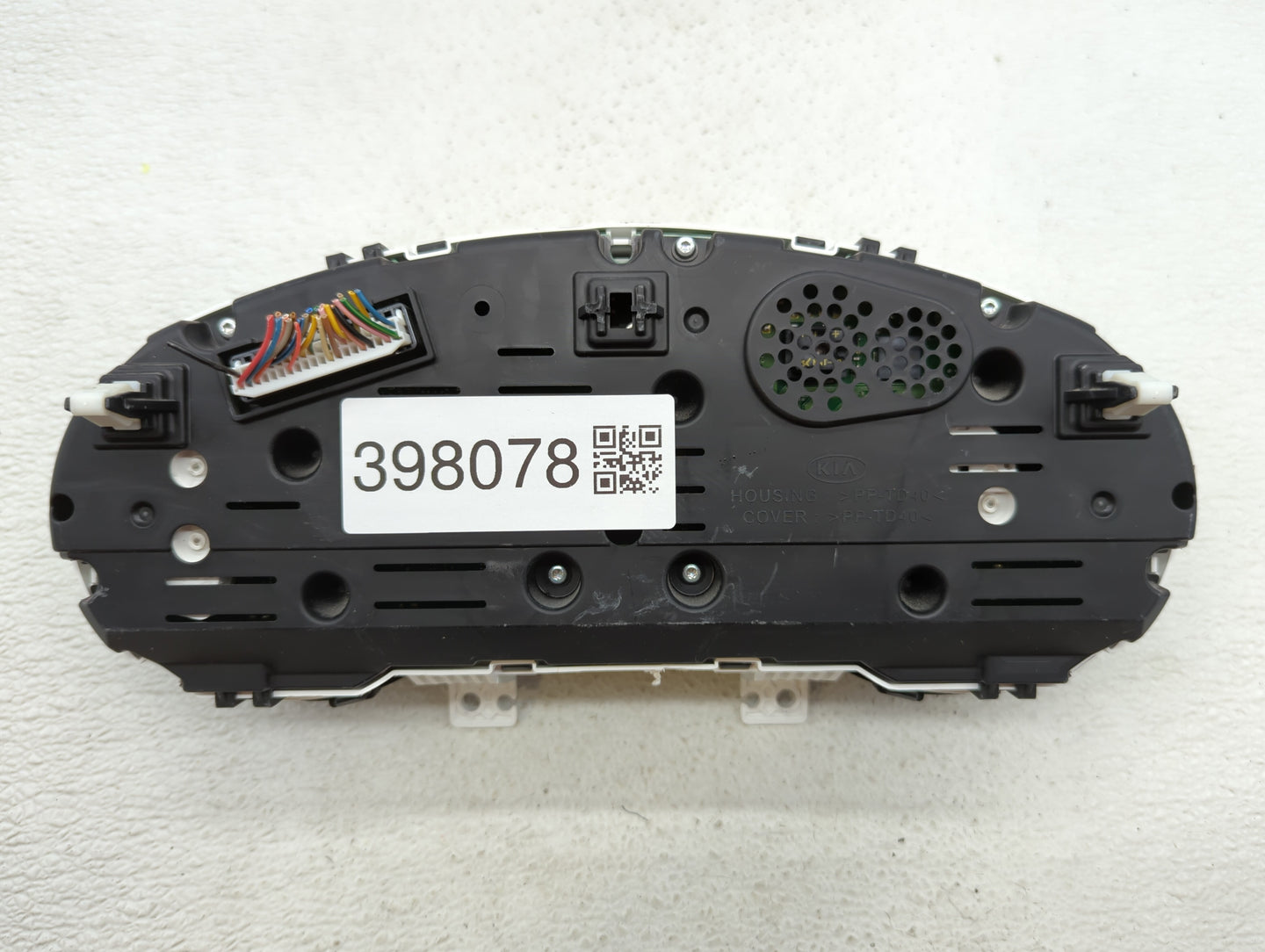 2014-2015 Kia Soul Instrument Cluster Speedometer Gauges P/N:94006-B2540 Fits Fits 2014 2015 OEM Used Auto Parts - Oemusedau