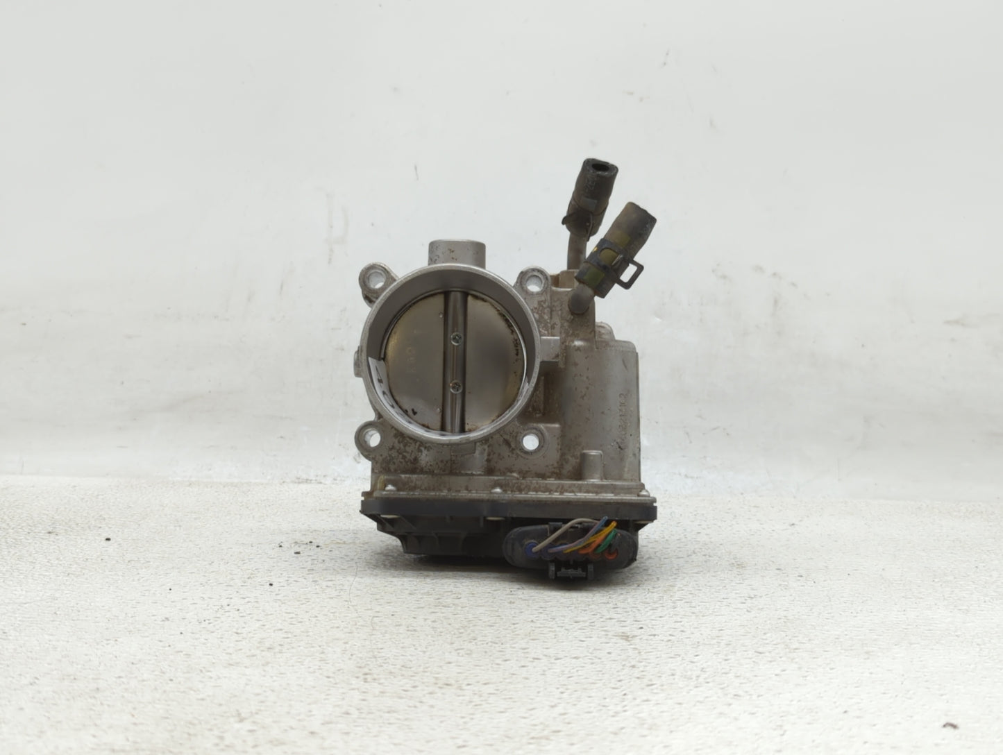 2014-2019 Kia Soul Throttle Body P/N:35100-2E000 1302150124, 35100-2E710 Fits Fits 2011 2012 2013 2014 2015 2016 2017 2018 2