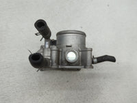 2012-2019 Kia Soul Throttle Body P/N:35100-2B300 Fits Fits 2012 2013 2014 2015 2016 2017 2018 2019 OEM Used Auto Parts - Oem