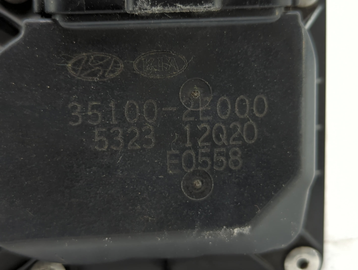 2014-2019 Kia Soul Throttle Body P/N:35100-2E000 1302150124 Fits Fits 2011 2012 2013 2014 2015 2016 2017 2018 2019 2020 2021