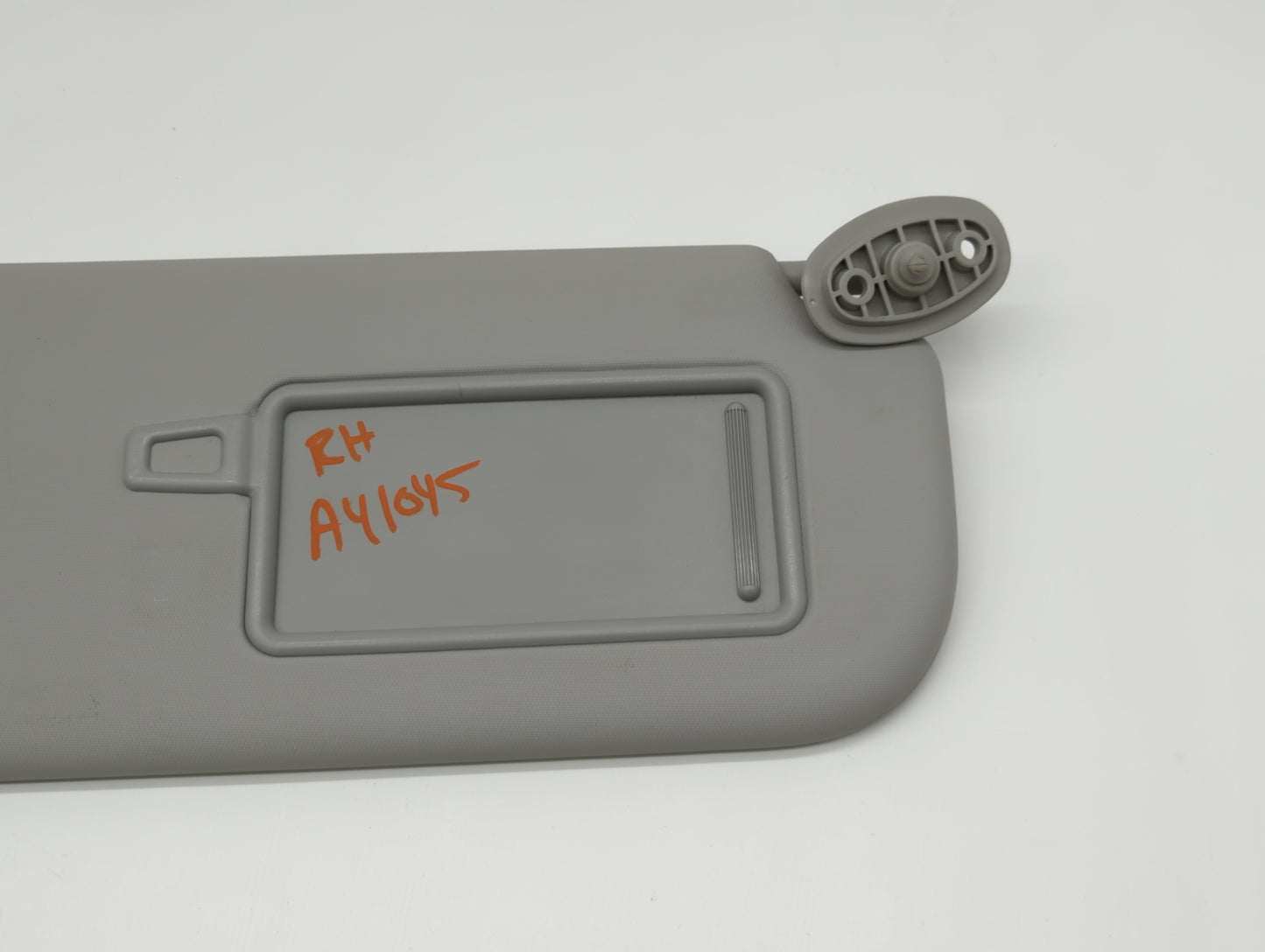 2014-2019 Kia Soul Sun Visor Shade Replacement Passenger Right Mirror Fits Fits 2014 2015 2016 2017 2018 2019 OEM Used Auto 