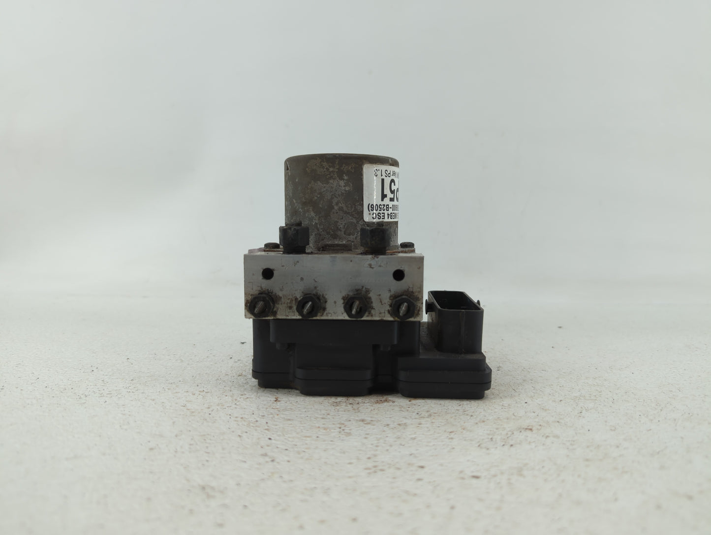 2014-2015 Kia Soul ABS Pump Control Module Replacement P/N:58900-B2506 58929-B2506, 58920-B2506 Fits Fits 2014 2015 OEM Used