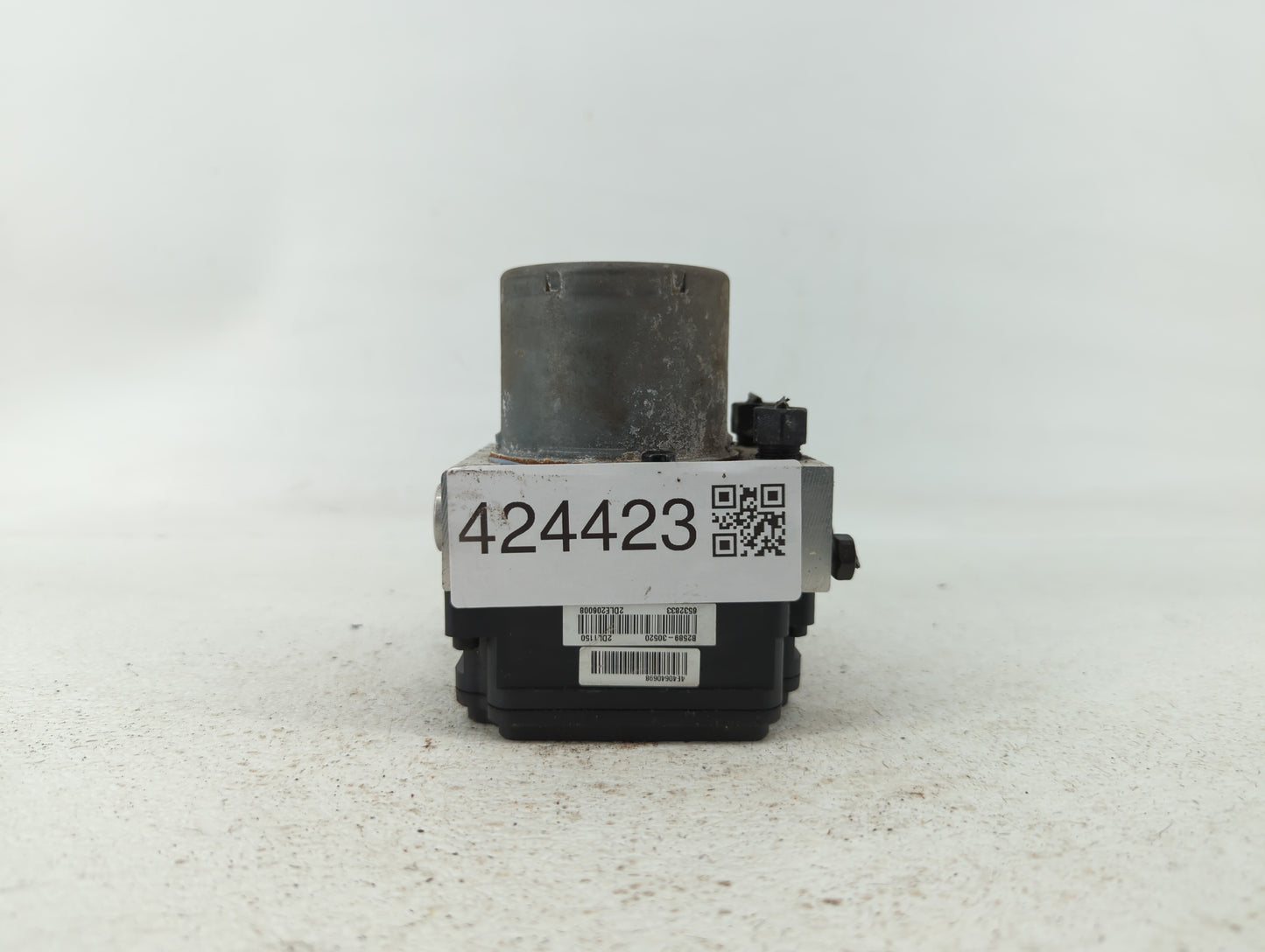 2014-2015 Kia Soul ABS Pump Control Module Replacement P/N:58900-B2506 58929-B2506, 58920-B2506 Fits Fits 2014 2015 OEM Used