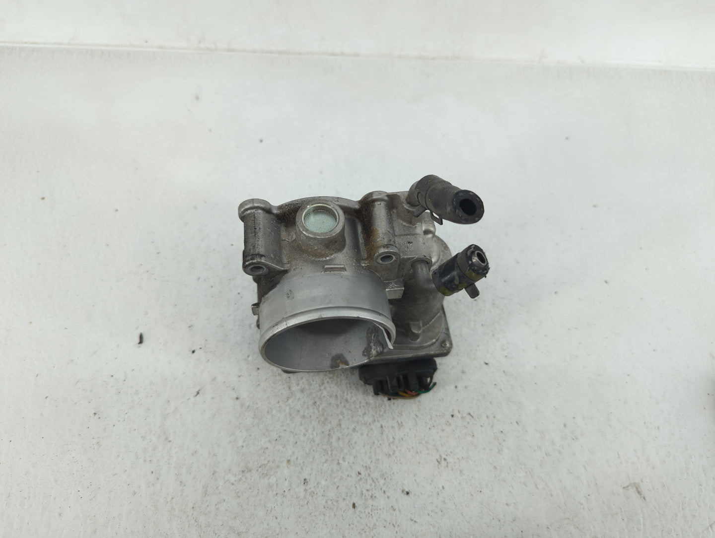 2014-2019 Kia Soul Throttle Body P/N:35100-2E000 35100-2E710 Fits Fits 2011 2012 2013 2014 2015 2016 2017 2018 2019 2020 202