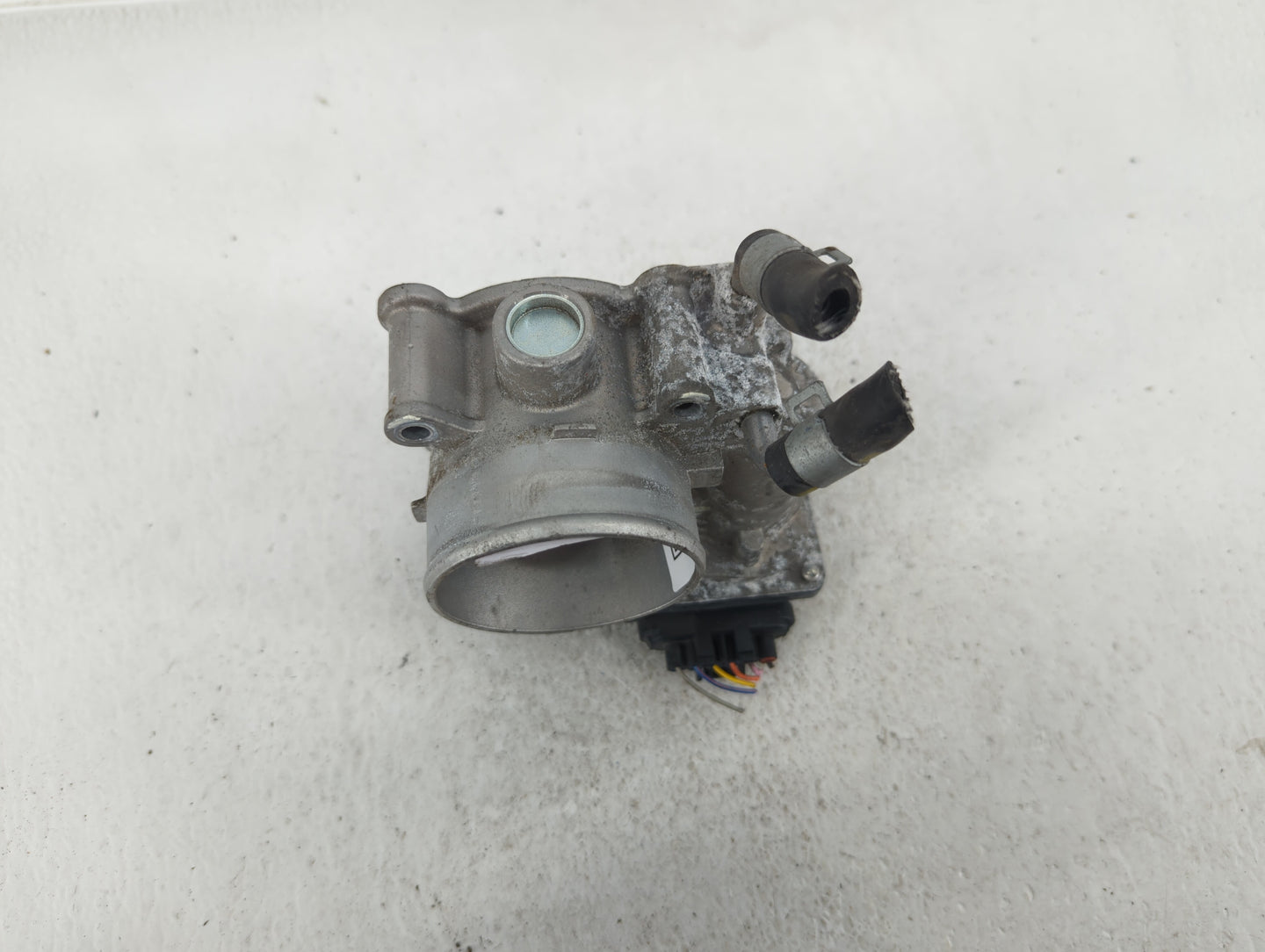 2014-2019 Kia Soul Throttle Body P/N:35100-2E000 1302150124 Fits Fits 2011 2012 2013 2014 2015 2016 2017 2018 2019 2020 2021