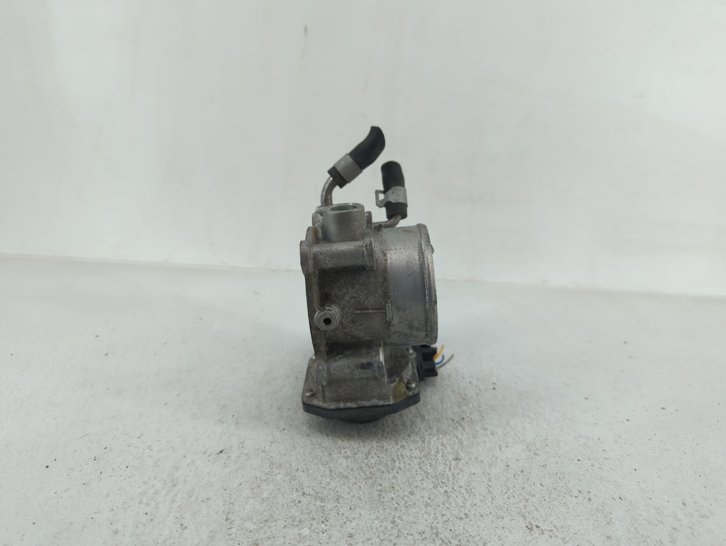 2014-2019 Kia Soul Throttle Body P/N:35100-2E000 1302150124 Fits Fits 2011 2012 2013 2014 2015 2016 2017 2018 2019 2020 2021
