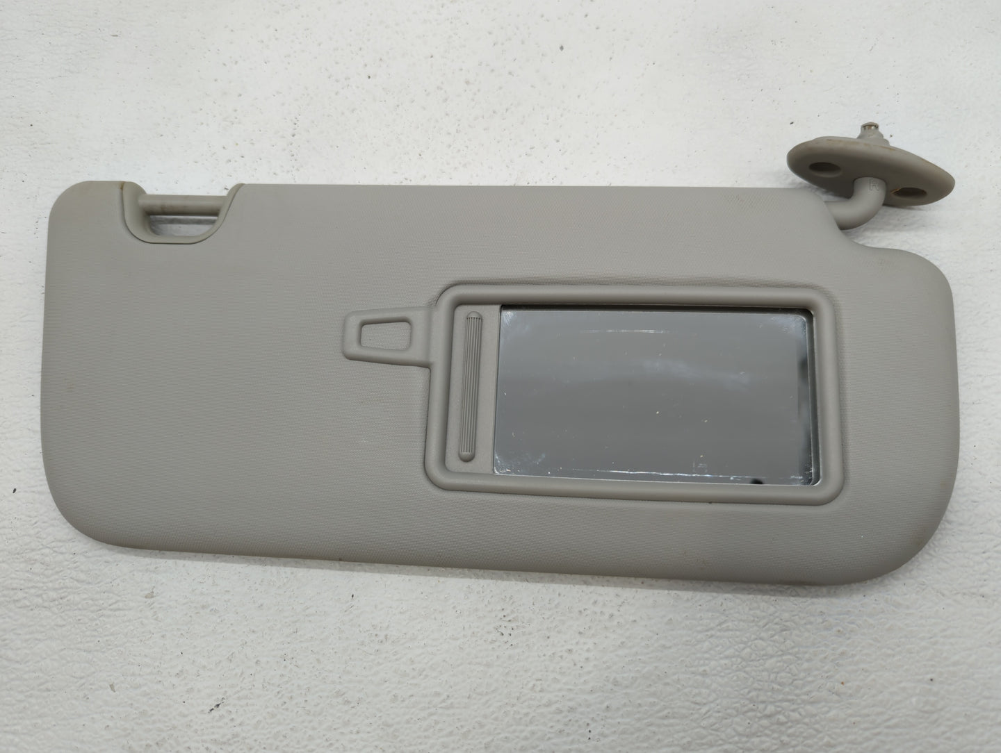 2014-2019 Kia Soul Sun Visor Shade Replacement Passenger Right Mirror Fits Fits 2014 2015 2016 2017 2018 2019 OEM Used Auto 