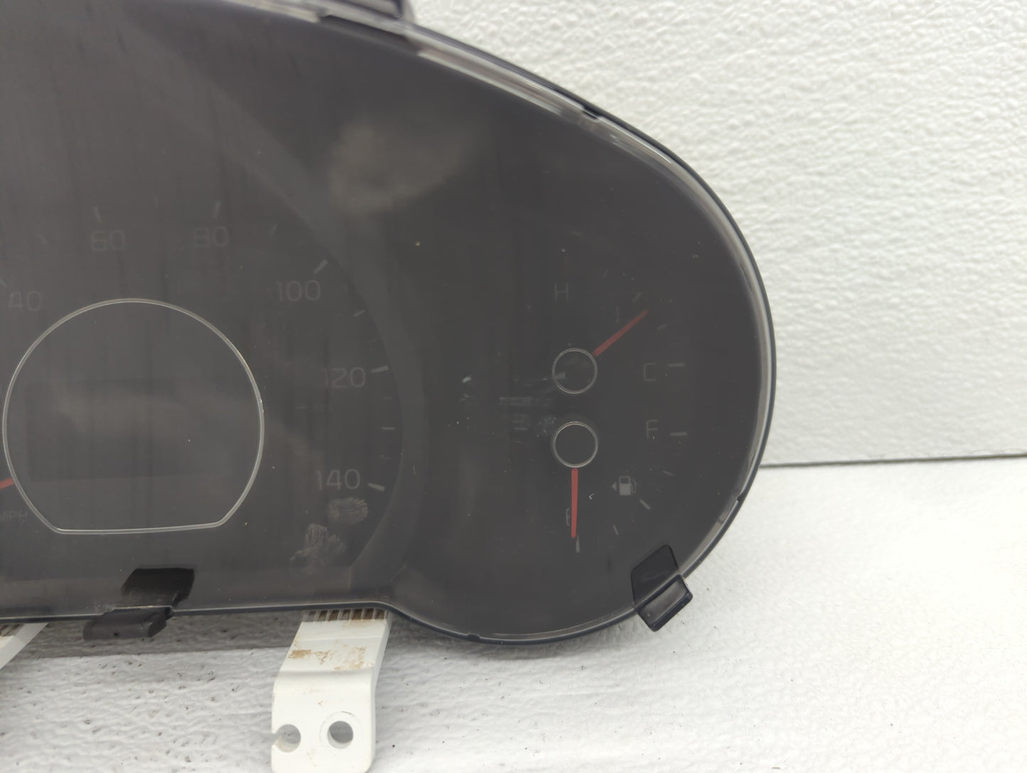 2014-2015 Kia Soul Instrument Cluster Speedometer Gauges P/N:94006-B2510 94006-B2520 Fits Fits 2014 2015 OEM Used Auto Parts