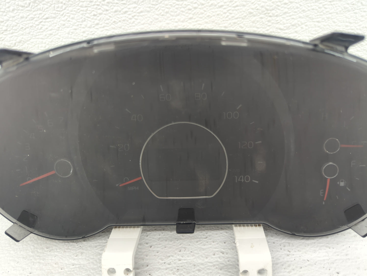 2014-2015 Kia Soul Instrument Cluster Speedometer Gauges P/N:94006-B2510 94006-B2520 Fits Fits 2014 2015 OEM Used Auto Parts