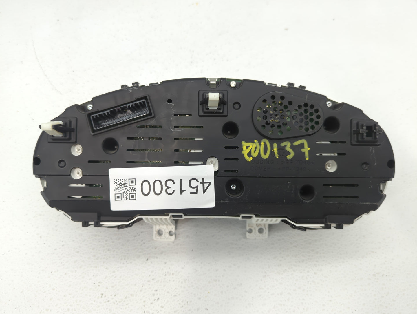 2014-2015 Kia Soul Instrument Cluster Speedometer Gauges P/N:94006-B2510 94006-B2520 Fits Fits 2014 2015 OEM Used Auto Parts