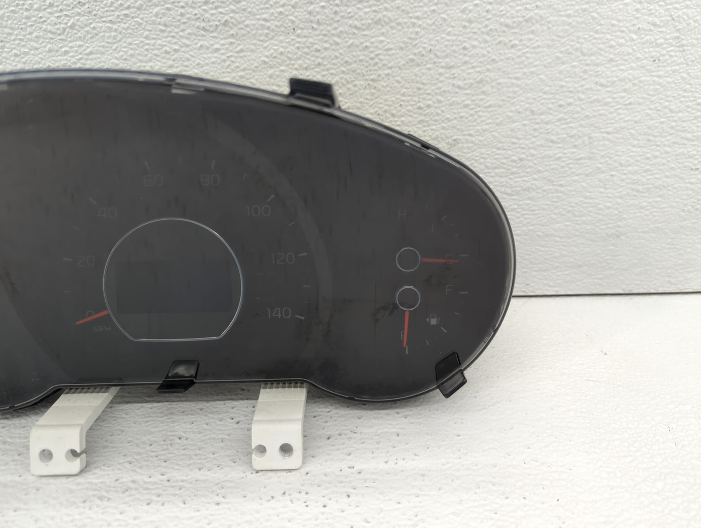 2014-2015 Kia Soul Instrument Cluster Speedometer Gauges P/N:94006-B2510 94006-B2520 Fits Fits 2014 2015 OEM Used Auto Parts