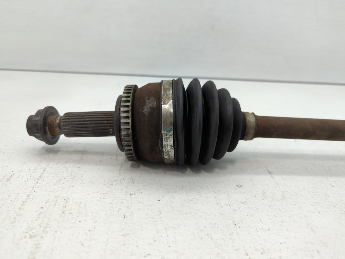 2014-2019 Kia Soul Axle Shaft Front Driver Cv C/v - Oemusedautoparts1.com