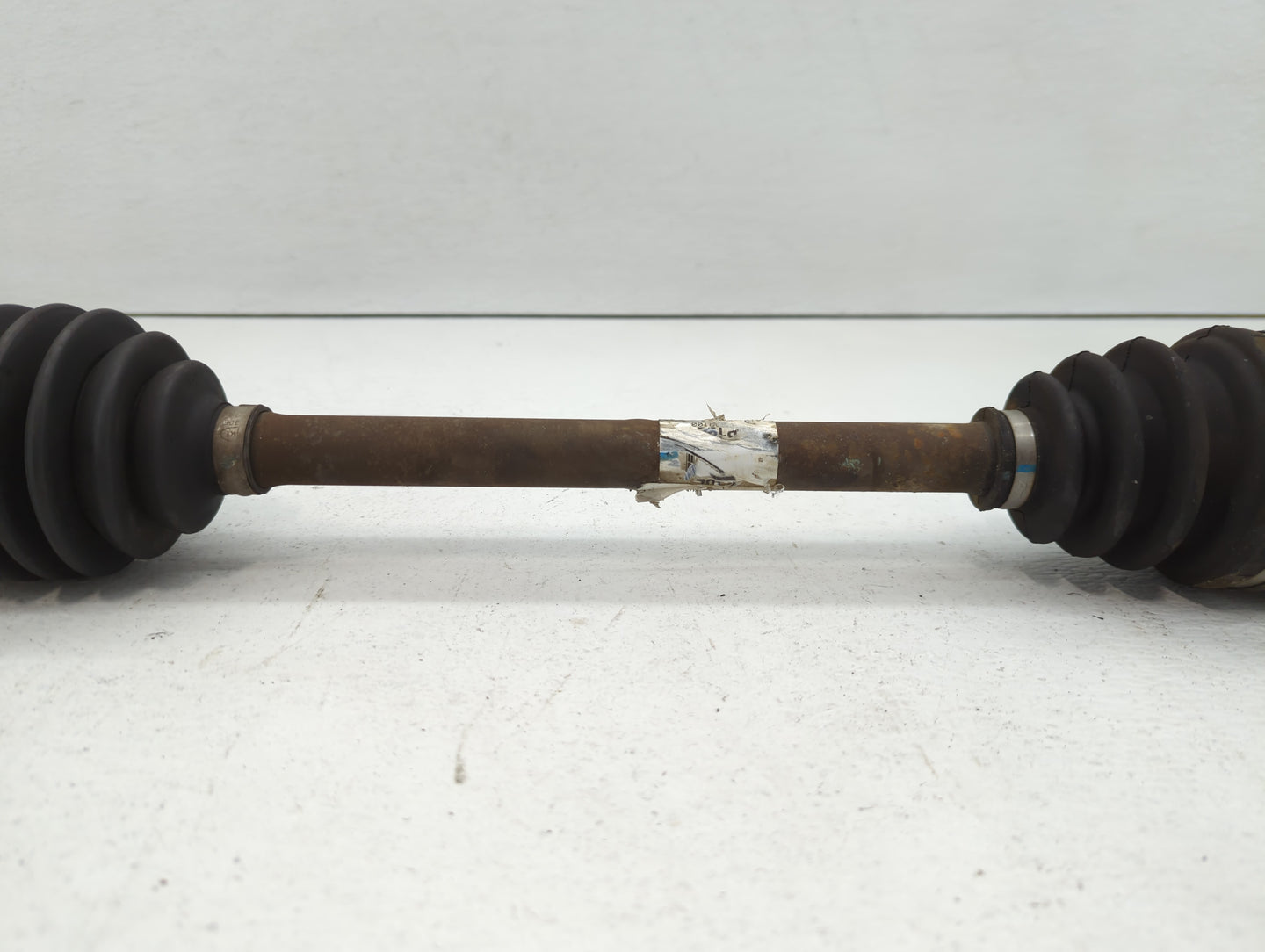 2014-2019 Kia Soul Axle Shaft Front Driver Cv C/v - Oemusedautoparts1.com