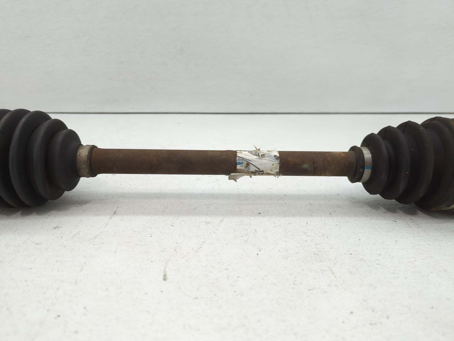 2014-2019 Kia Soul Axle Shaft Front Driver Cv C/v - Oemusedautoparts1.com