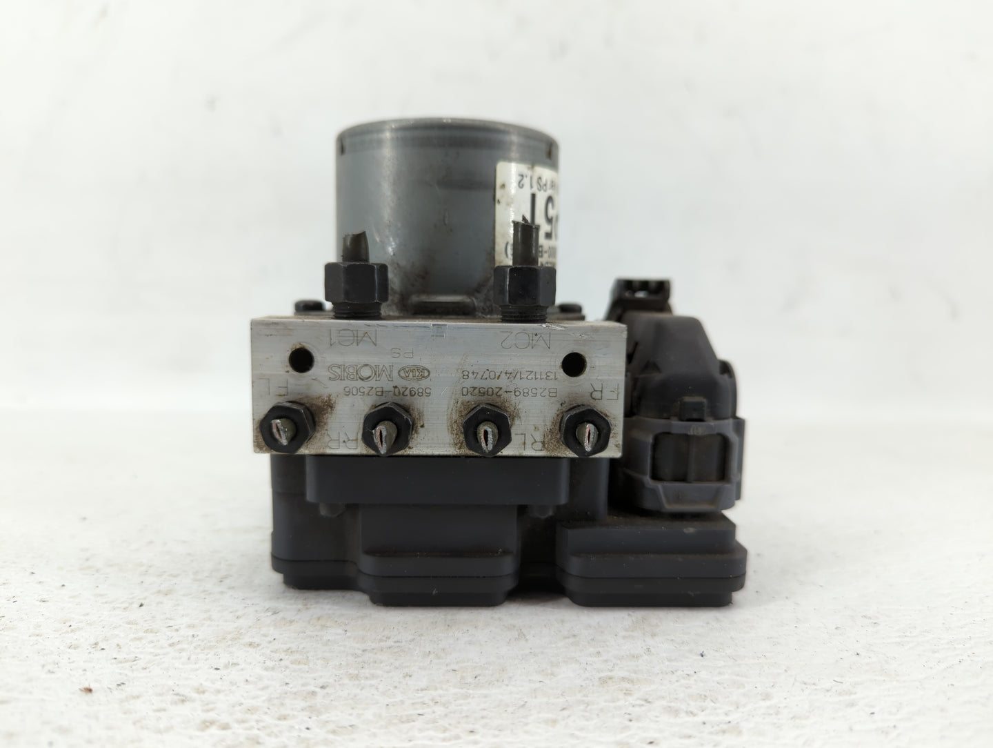 2014-2015 Kia Soul ABS Pump Control Module Replacement P/N:52589-20520 58920-B2506 Fits Fits 2014 2015 OEM Used Auto Parts -