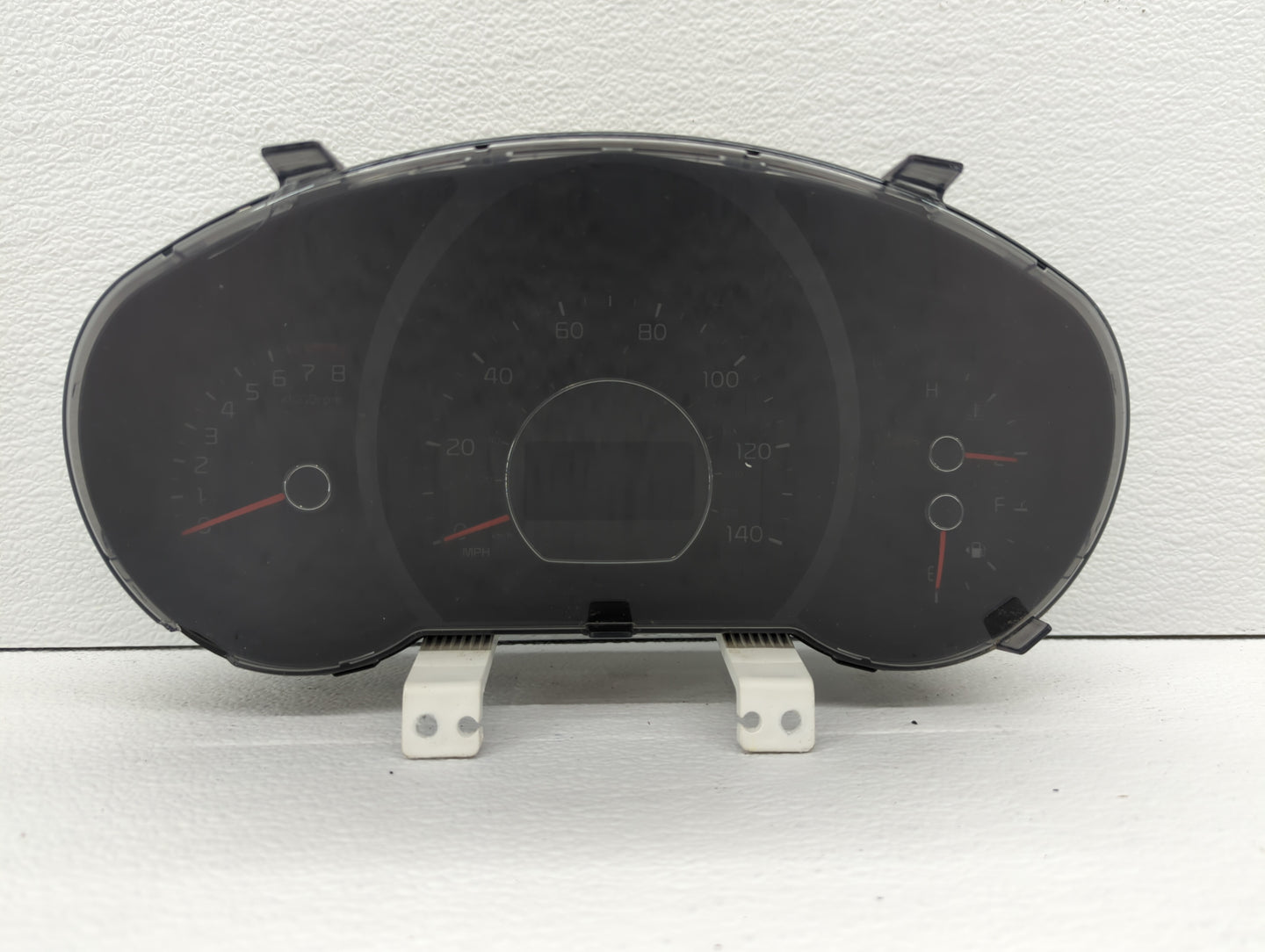 2014-2015 Kia Soul Instrument Cluster Speedometer Gauges P/N:94006-B2510 94006-B2520 Fits Fits 2014 2015 OEM Used Auto Parts