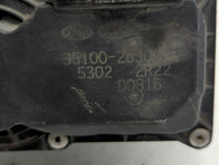 2012-2019 Kia Soul Throttle Body P/N:35100-2B300 Fits Fits 2012 2013 2014 2015 2016 2017 2018 2019 OEM Used Auto Parts - Oem