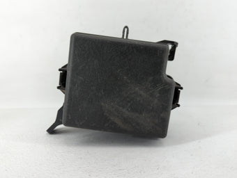 compare product 2014 Kia Soul Fusebox Fuse Box Panel Relay Module P/N:91950-B2090 91950-B2050 Fits OEM Used Auto Parts