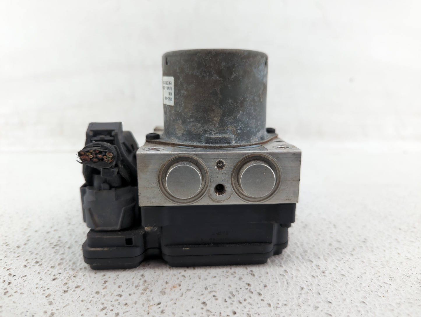 2014-2015 Kia Soul ABS Pump Control Module Replacement P/N:B2589-20520 58920-B2506 Fits Fits 2014 2015 OEM Used Auto Parts -