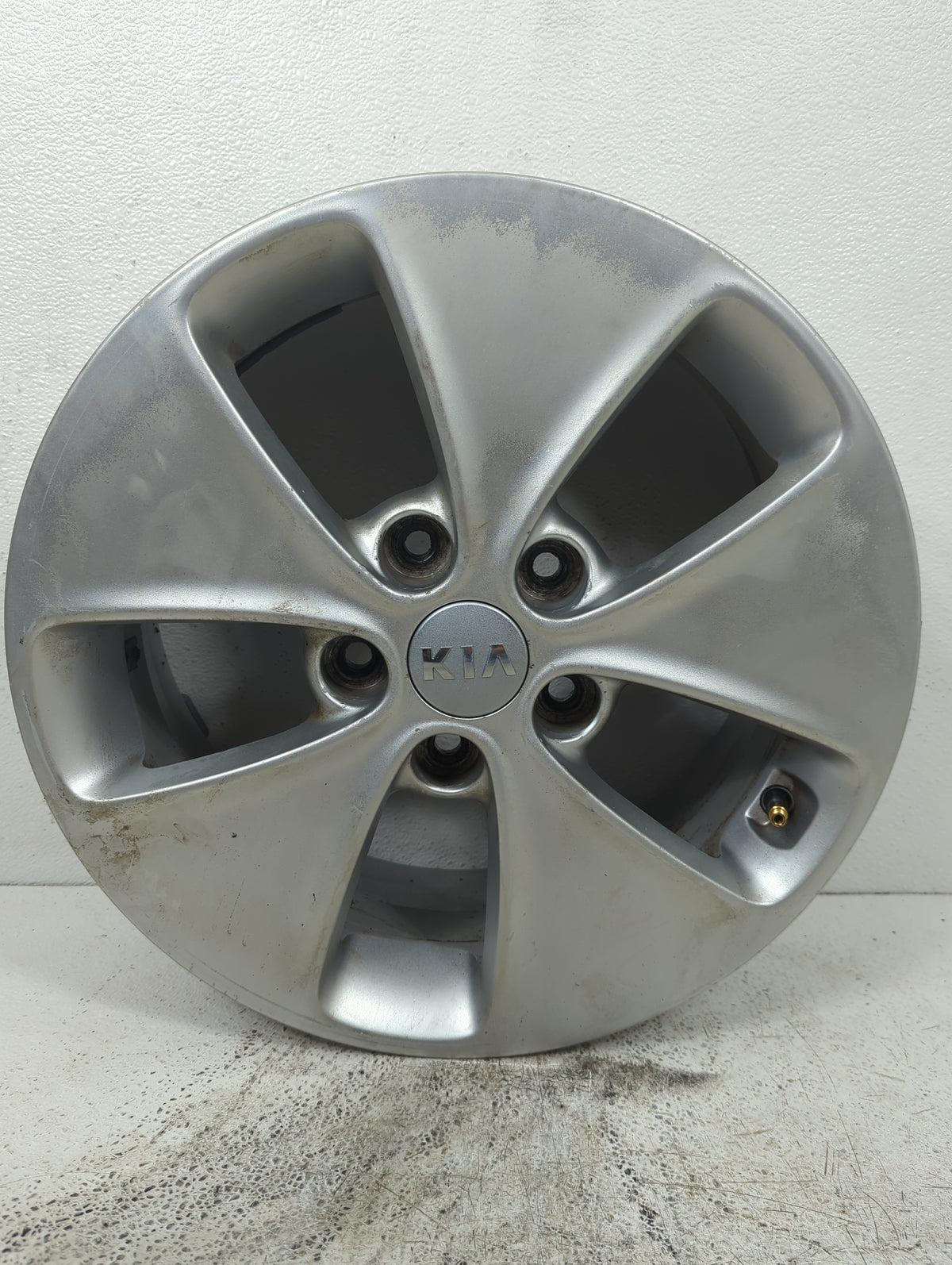 2014 Kia Soul Oem Wheel Rim 5041532 - Oemusedautoparts1.com