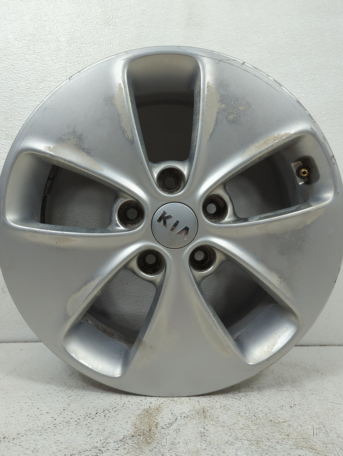 2014 Kia Soul Oem Wheel Rim 5041534 - Oemusedautoparts1.com