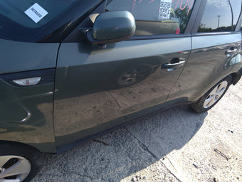 compare product 2014-2016 Kia Soul Driver Front Door Oem