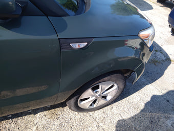 compare product 2014-2019 Kia Soul Passenger Fender 5041551