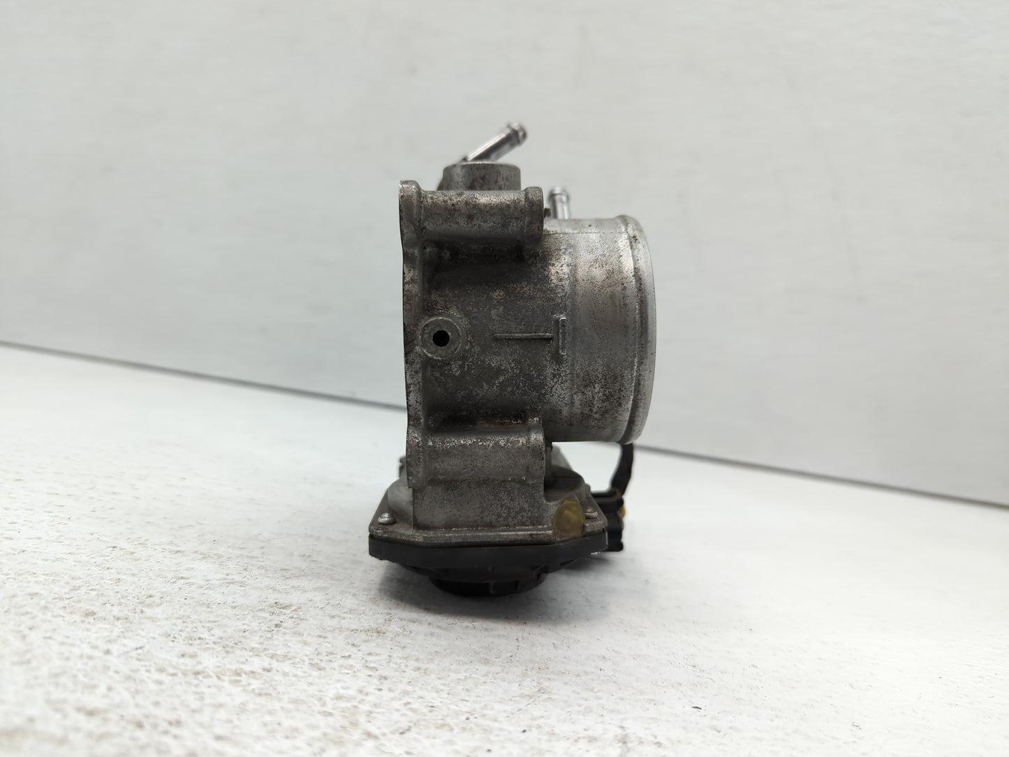 2014-2019 Kia Soul Throttle Body P/N:35100-2E000 Fits Fits 2011 2012 2013 2014 2015 2016 2017 2018 2019 2020 2021 OEM Used A