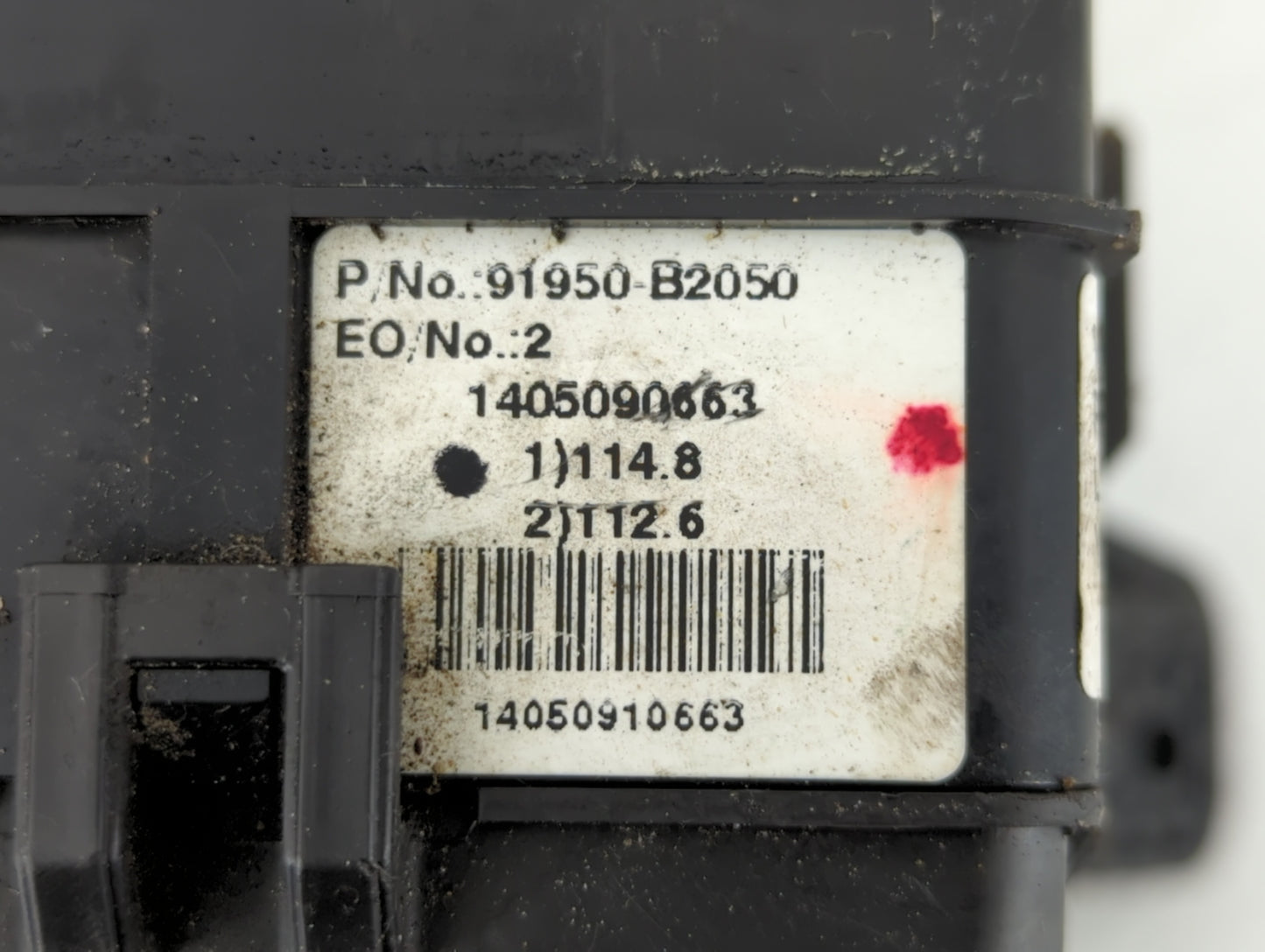 2014 Kia Soul Fusebox Fuse Box Panel Relay Module P/N:91950-B2050 Fits OEM Used Auto Parts - Oemusedautoparts1.com