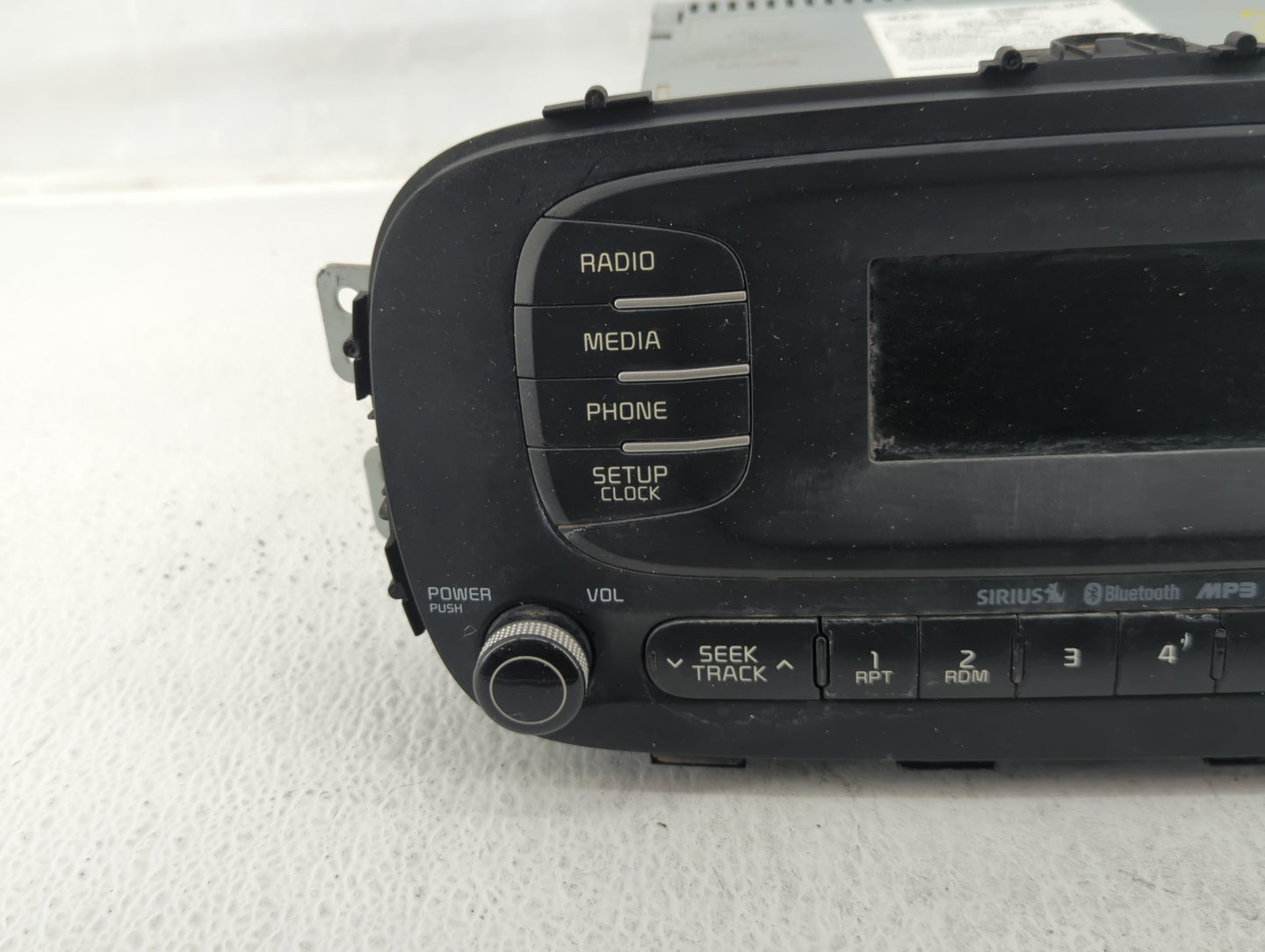 2014-2016 Kia Soul Radio AM FM Cd Player Receiver Replacement P/N:96170B2090CA AM1A0B2AN Fits Fits 2014 2015 2016 OEM Used A