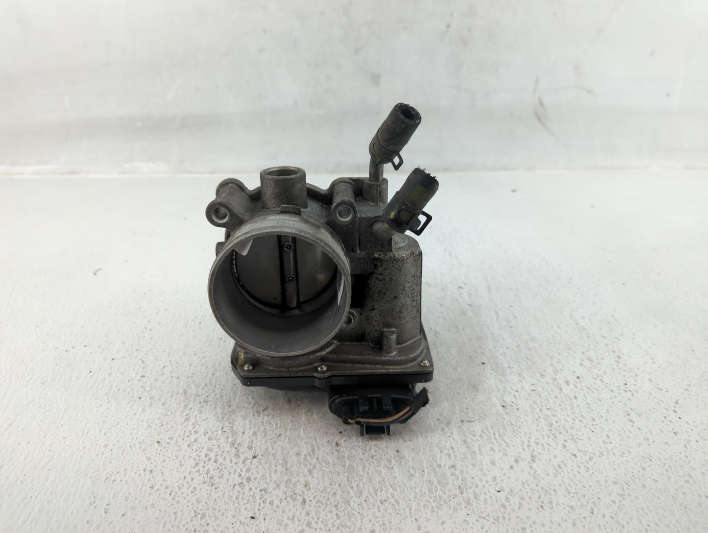 2014-2019 Kia Soul Throttle Body P/N:35100-2E000 Fits Fits 2011 2012 2013 2014 2015 2016 2017 2018 2019 2020 2021 OEM Used A
