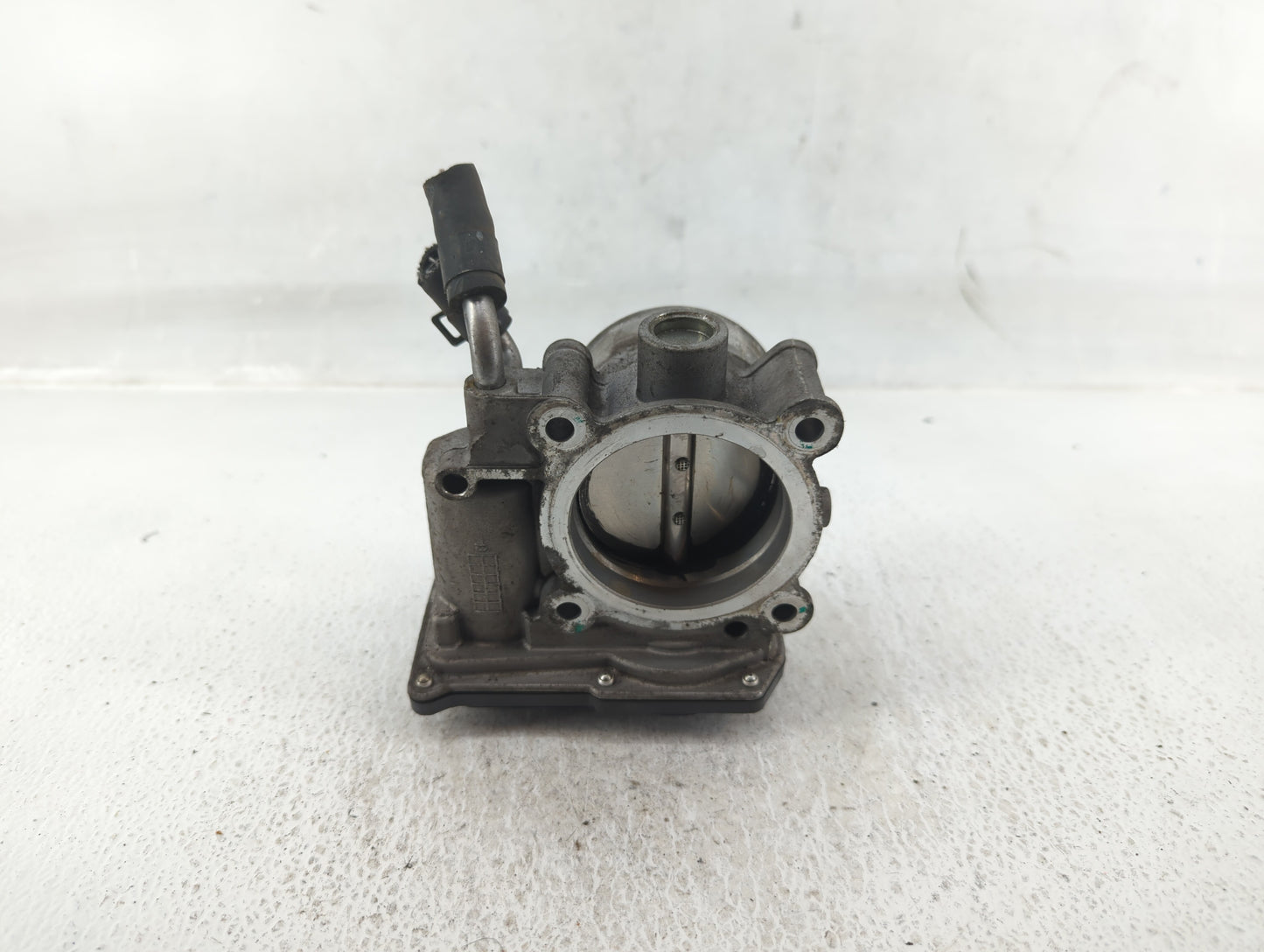 2014-2019 Kia Soul Throttle Body P/N:35100-2E000 Fits Fits 2011 2012 2013 2014 2015 2016 2017 2018 2019 2020 2021 OEM Used A