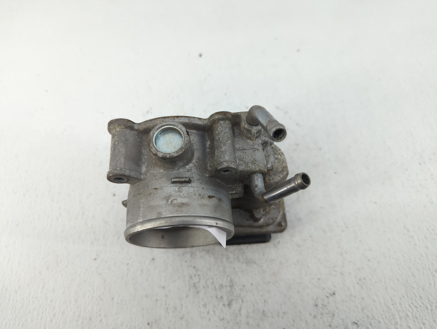 2014-2019 Kia Soul Throttle Body P/N:35100-2E000 Fits Fits 2011 2012 2013 2014 2015 2016 2017 2018 2019 2020 2021 OEM Used A