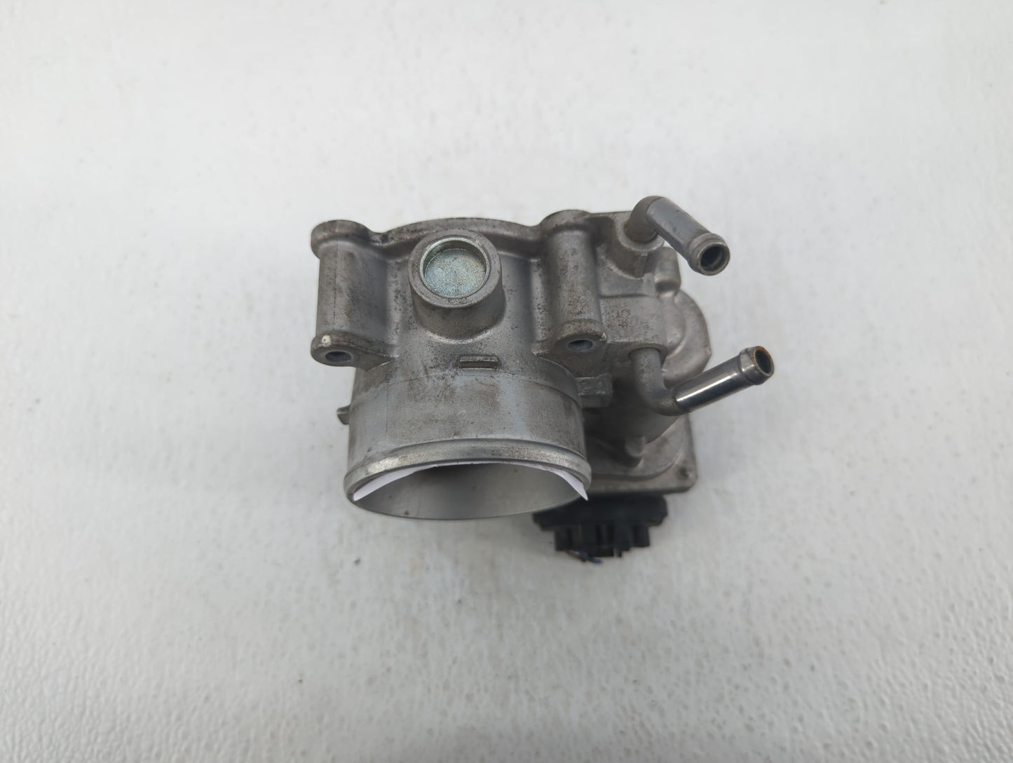 2014-2019 Kia Soul Throttle Body P/N:35100-2E000 Fits Fits 2011 2012 2013 2014 2015 2016 2017 2018 2019 2020 2021 OEM Used A