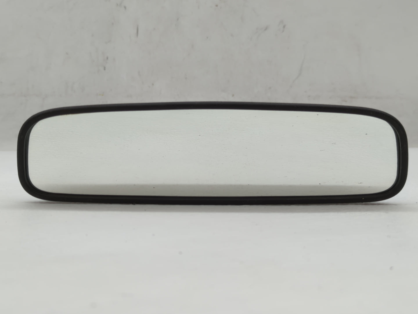 2010-2021 Kia Soul Interior Rear View Mirror Replacement OEM P/N:E4012143 Fits OEM Used Auto Parts - Oemusedautoparts1.com