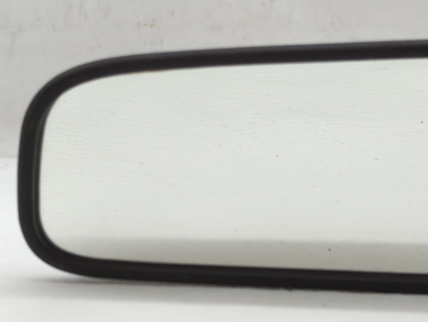 2010-2021 Kia Soul Interior Rear View Mirror Replacement OEM P/N:E4012143 Fits OEM Used Auto Parts - Oemusedautoparts1.com