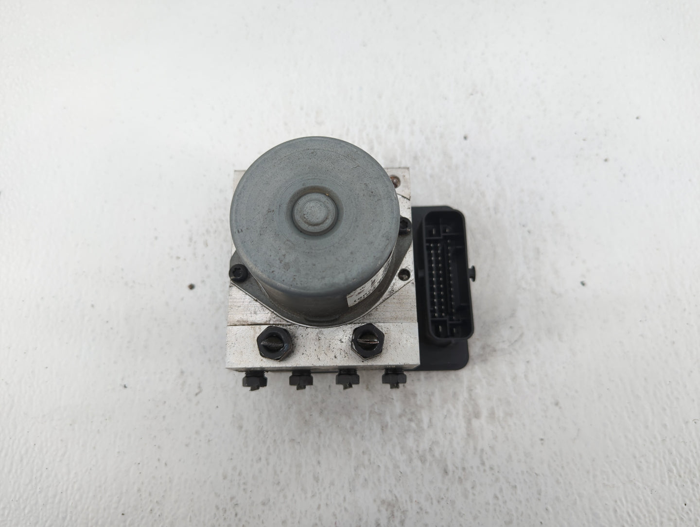 2014-2015 Kia Soul ABS Pump Control Module Replacement P/N:58900-B2506 Fits Fits 2014 2015 OEM Used Auto Parts - Oemusedauto