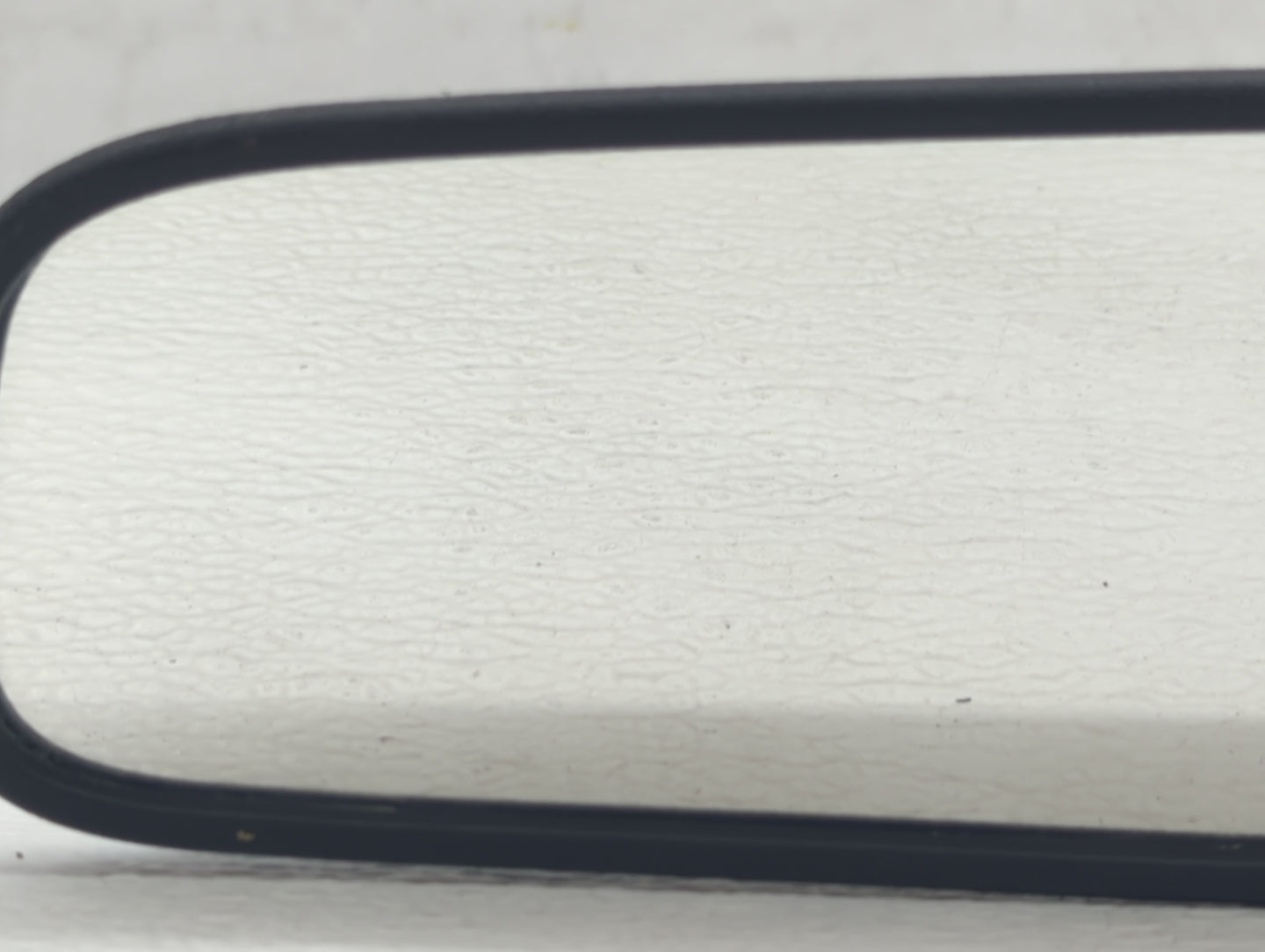 2010-2021 Kia Soul Interior Rear View Mirror Replacement OEM P/N:E4012143 Fits OEM Used Auto Parts - Oemusedautoparts1.com