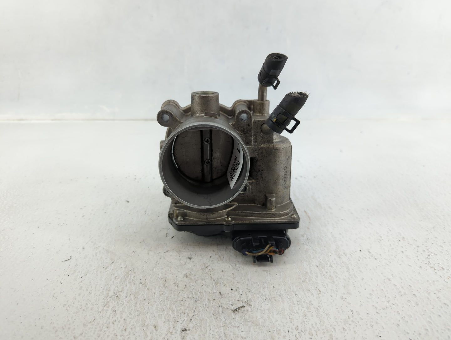 2014-2019 Kia Soul Throttle Body P/N:35100-2E000 Fits Fits 2011 2012 2013 2014 2015 2016 2017 2018 2019 2020 2021 OEM Used A