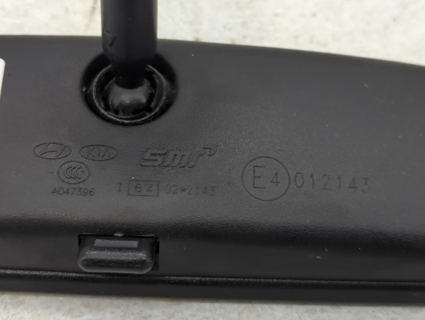 2010-2021 Kia Soul Interior Rear View Mirror Replacement OEM P/N:E4012143 Fits OEM Used Auto Parts - Oemusedautoparts1.com