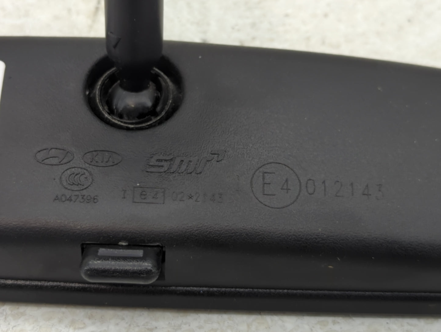 2010-2021 Kia Soul Interior Rear View Mirror Replacement OEM P/N:E4012143 Fits OEM Used Auto Parts - Oemusedautoparts1.com