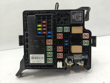 2014 Kia Soul Fusebox Fuse Box Panel Relay Module P/N:91419B2500 91950-B2050 Fits OEM Used Auto Parts