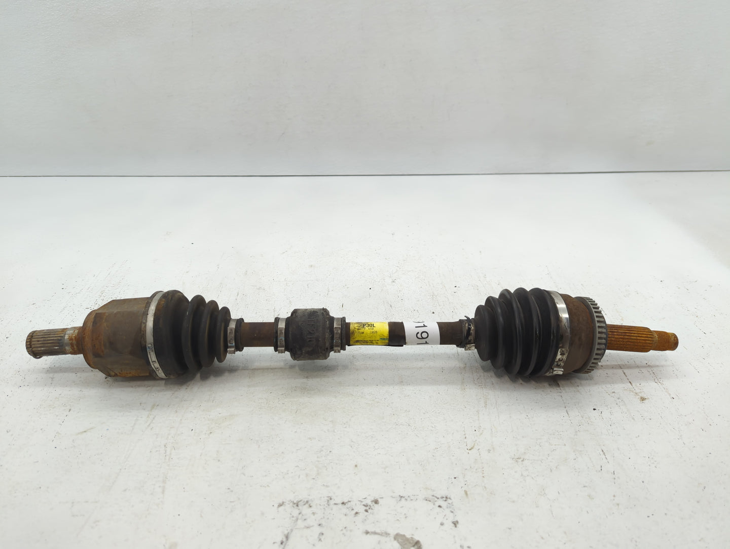 2014-2019 Kia Soul Axle Shaft Front Driver Cv C/v - Oemusedautoparts1.com
