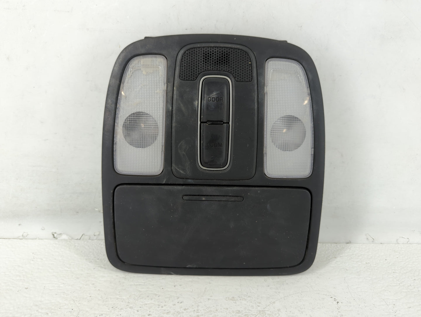 2014-2019 Kia Soul Overhead Roof Console Interior Dome Light - Oemusedautoparts1.com
