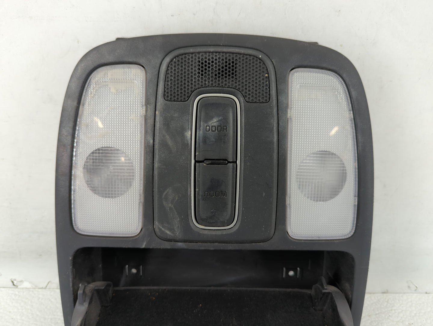 2014-2019 Kia Soul Overhead Roof Console Interior Dome Light - Oemusedautoparts1.com