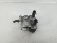 2012-2019 Kia Soul Throttle Body P/N:35100-2B300 Fits Fits 2012 2013 2014 2015 2016 2017 2018 2019 OEM Used Auto Parts - Oem