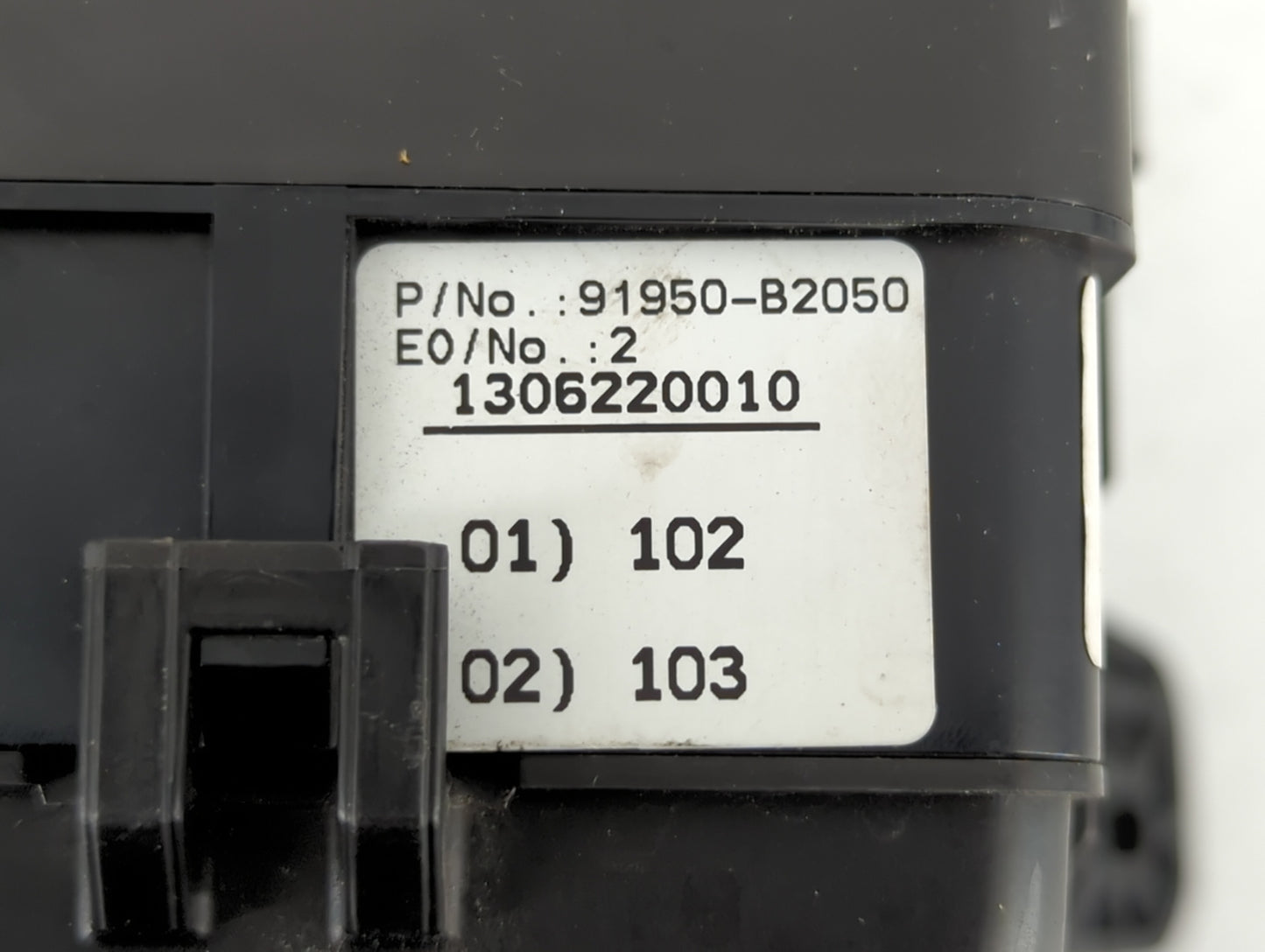 2014 Kia Soul Fusebox Fuse Box Panel Relay Module P/N:91419B2500 91950-B2050 Fits OEM Used Auto Parts - Oemusedautoparts1.co
