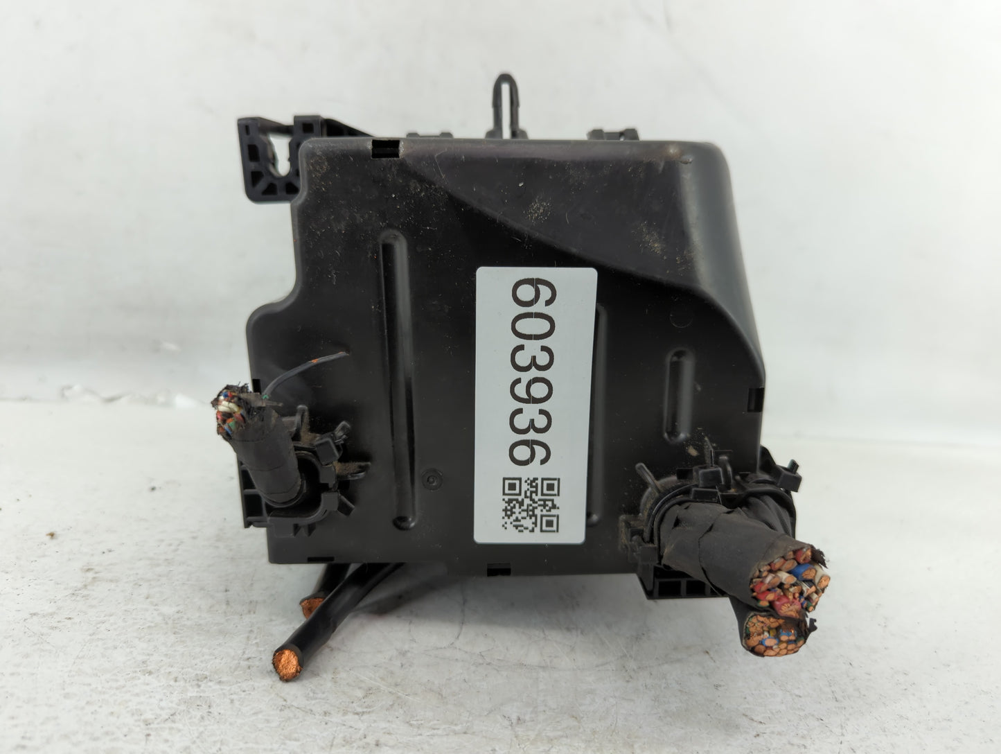 2014 Kia Soul Fusebox Fuse Box Panel Relay Module P/N:91419B2500 91950-B2050 Fits OEM Used Auto Parts - Oemusedautoparts1.co