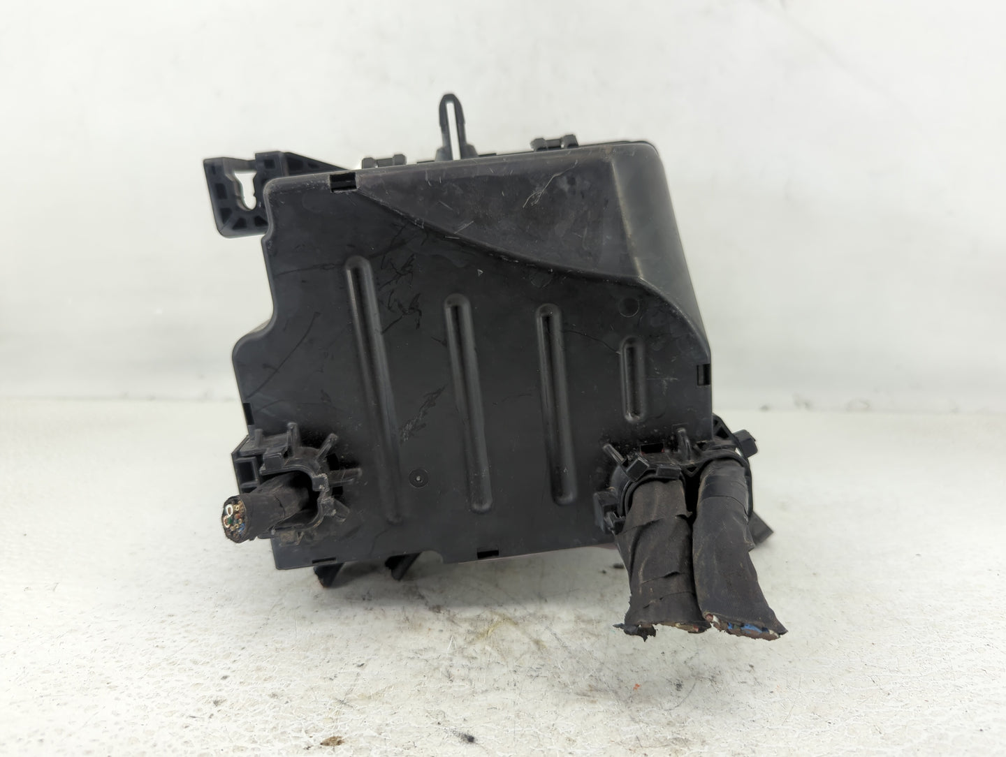 2014 Kia Soul Fusebox Fuse Box Panel Relay Module P/N:91950-B2050 Fits OEM Used Auto Parts - Oemusedautoparts1.com