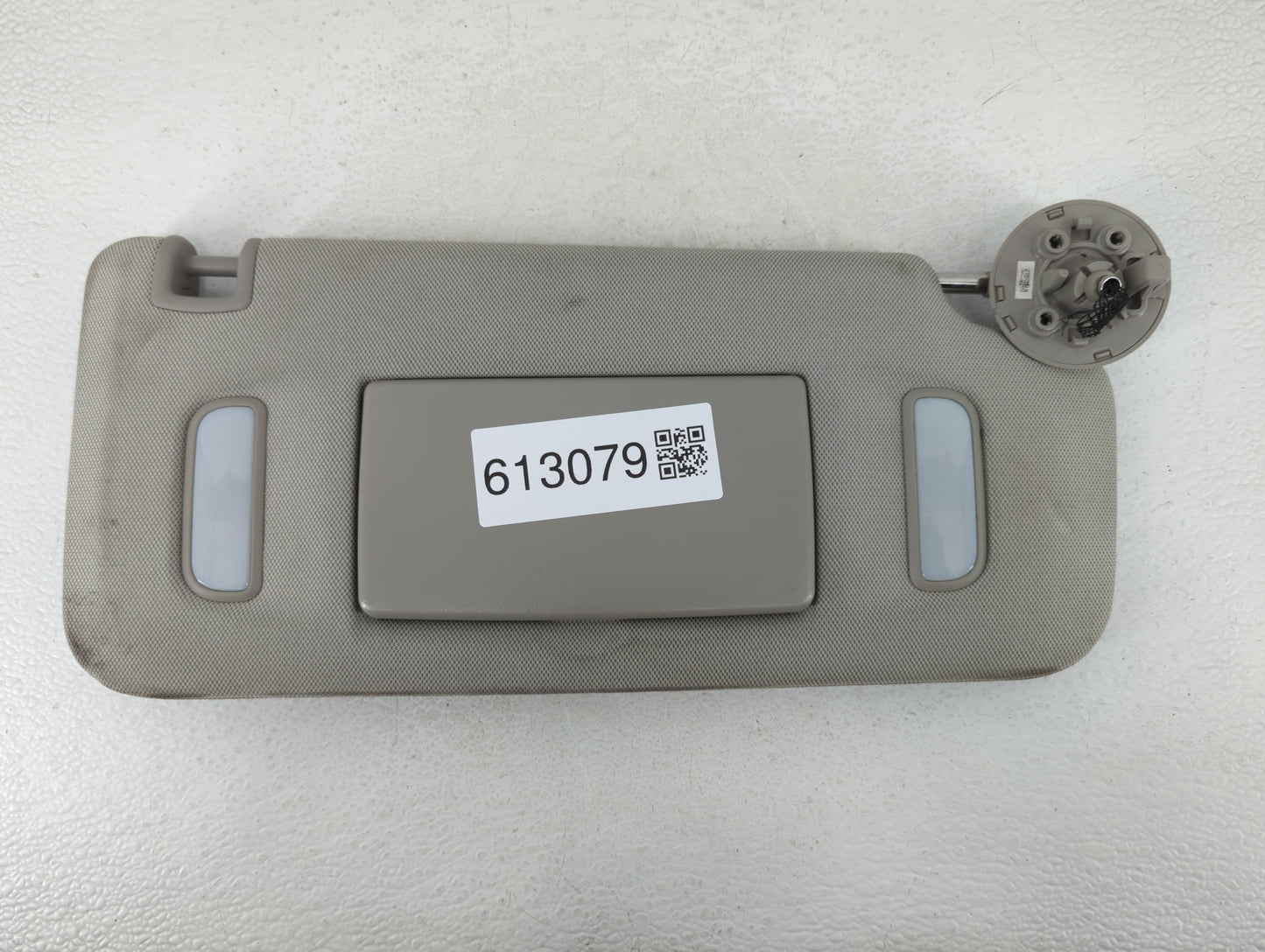 2014-2019 Kia Soul Sun Visor Shade Replacement Passenger Right Mirror Fits Fits 2014 2015 2016 2017 2018 2019 OEM Used Auto 